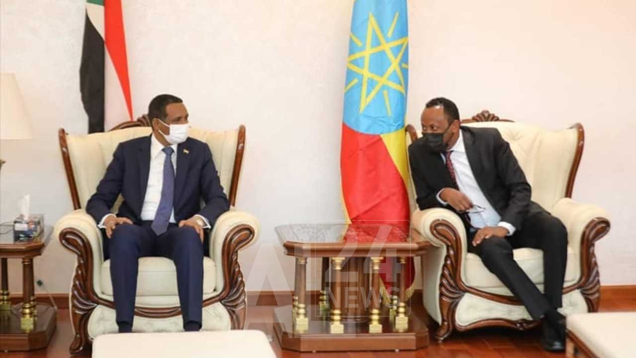 تأتى زيارة نائب رئيس مجلس السيادة والوفد المرافق له الى اثيوبيا لبحث العلاقات الثنائية بين البلدين الشقيقين وسبل دعمها وتطويرها بما يخدم مصالح البلدين في المجالات كافة, تضيف وكالة "سونا".