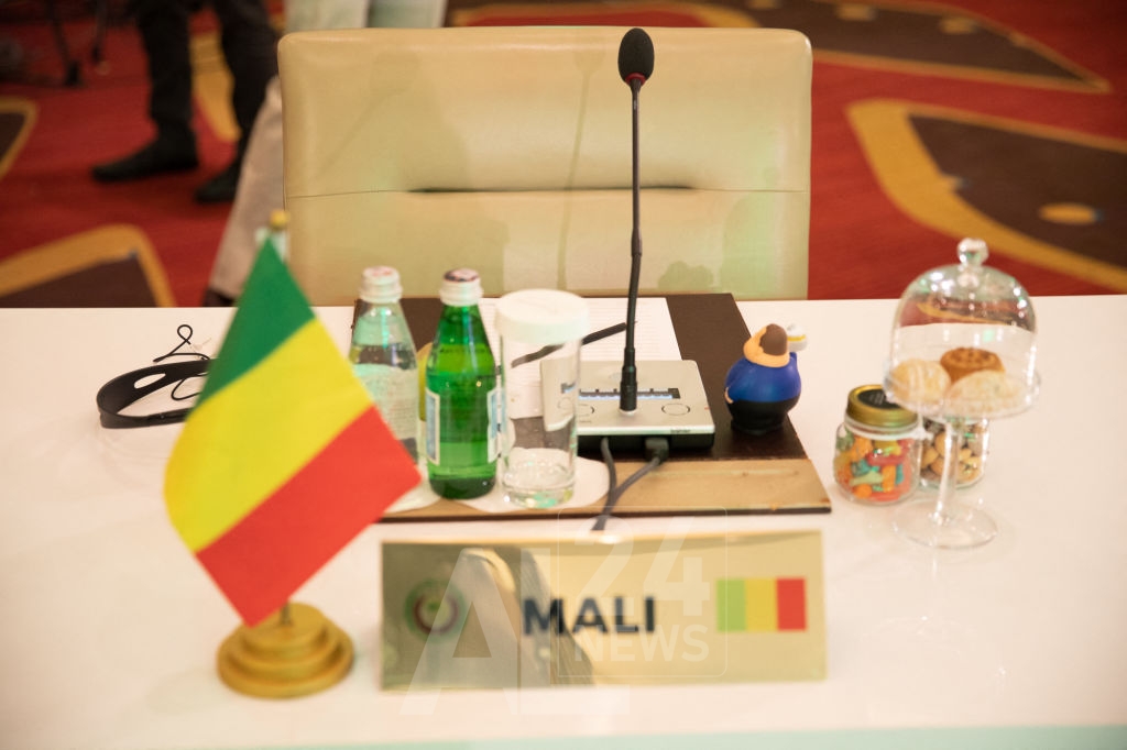 Ce sera la huitième fois que les dirigeants ouest-africains se retrouveront, en présentiel ou en visioconférence, pour parler spécialement du Mali