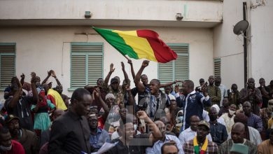 Le Mali a rendu la pareille en rappelant ses ambassadeurs et en fermant ses frontières avec les Etats membres de la CEDEAO.
