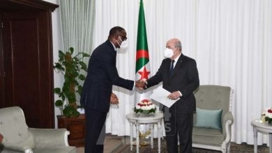, le CPS "s'est félicité de la proposition de l'Algérie d'accompagnerla République du Mali et la CEDEAO sur la voie salutaire de la compréhension mutuelle",