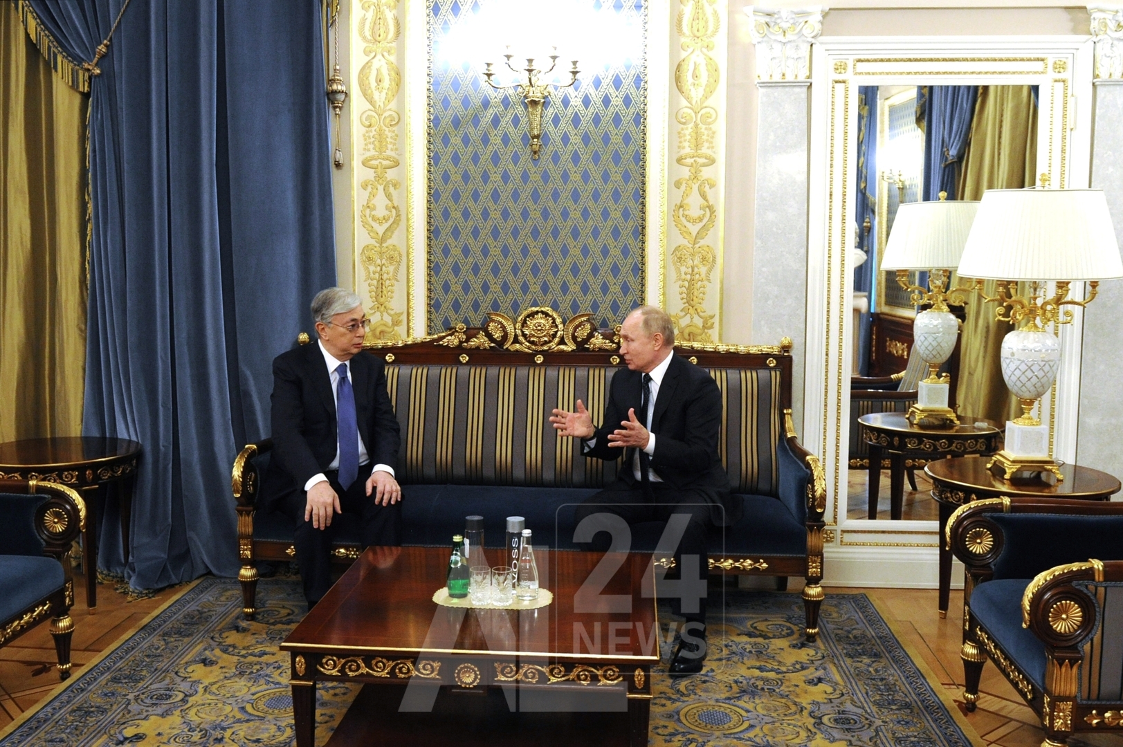 الرئيس الروسي فلاديمير بوتين رفقة رئيس كازاخستان