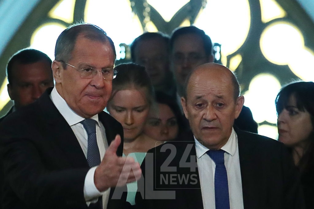 المكالمة التي جرت بين لافروف ولودريان اليوم بمبادرة من الجانب الفرنسي شهدت "تبادلا للآراء بالتفصيل"