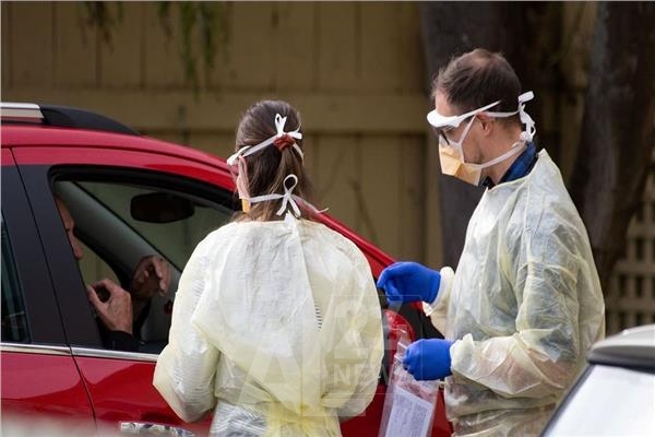 نيوزيلندا تسجل 20 ألفا و154 إصابة جديدة بفيروس كورونا