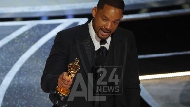 الممثل ويل سميث لحظة تتويجه