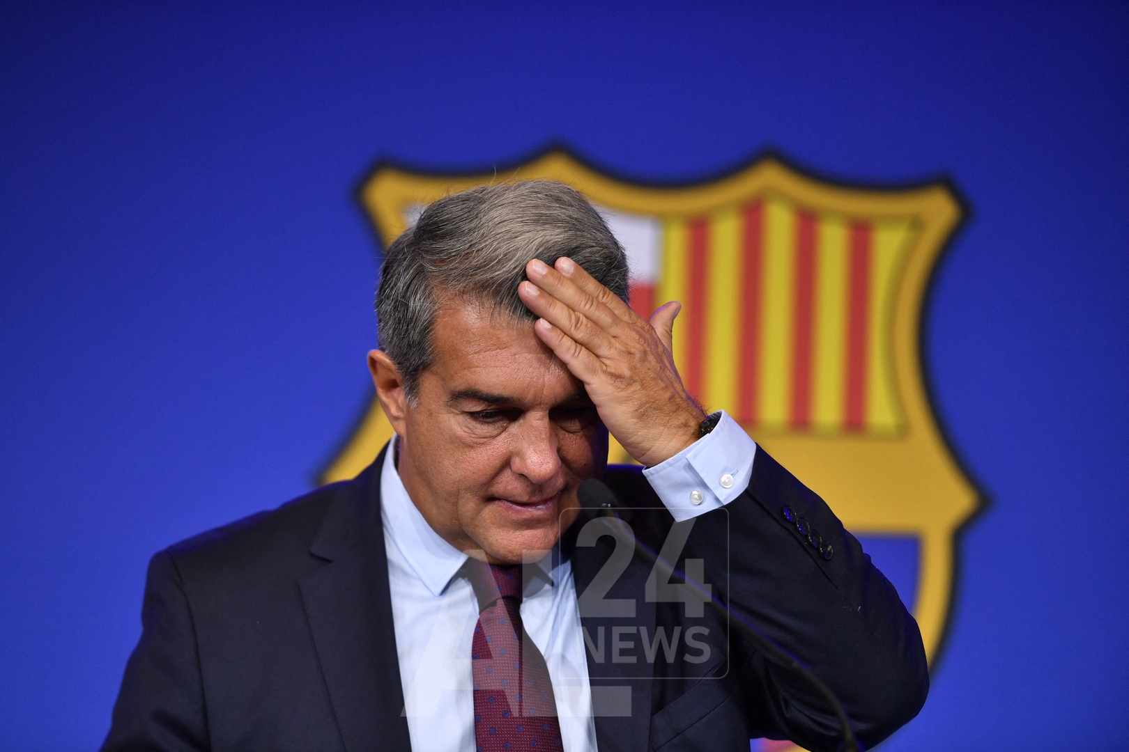 بينما كان برشلونة يتوقع دعما جماهيريا كبيرا في ملعبه قالت شبكة إي.إس.بي.إن التلفزيونية إن عدد مشجعي الفريق الزائر بلغ قرابة 30 ألف مشجع من العدد الِإجمالي للجمهور والذي وصل إلى 79468 مشجعا.