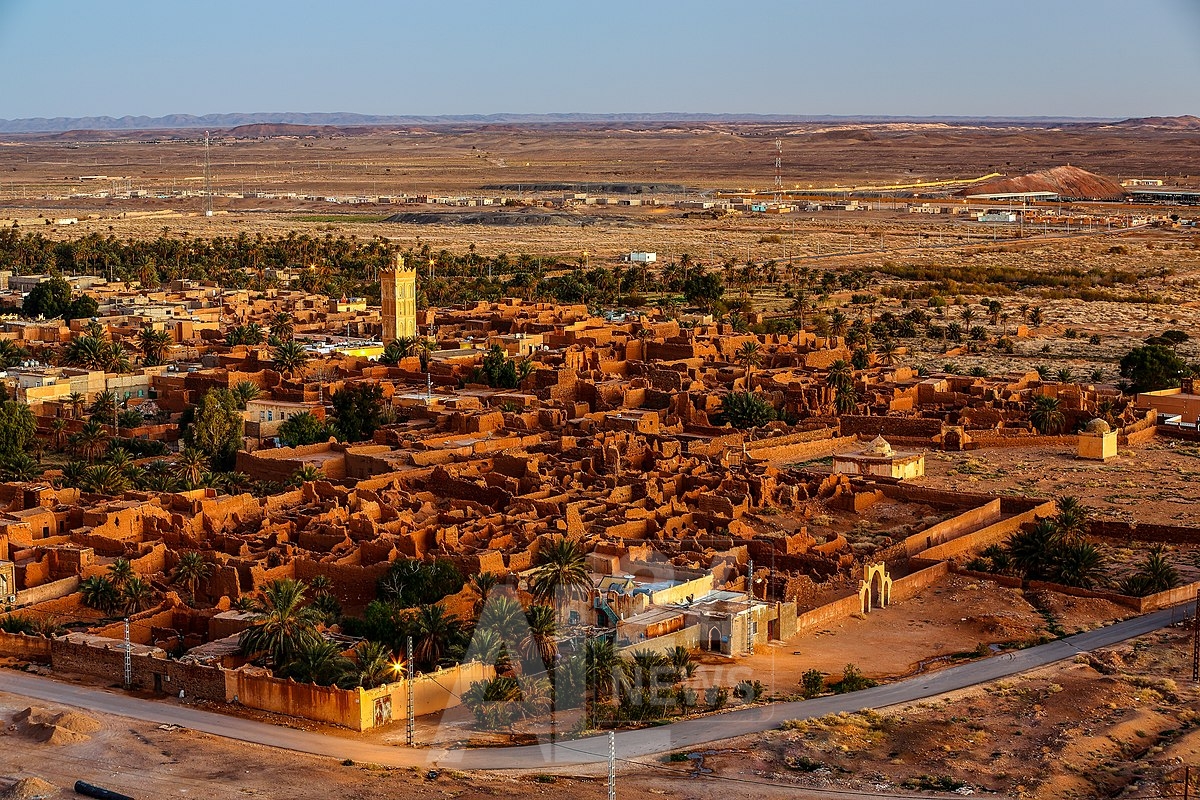 الطبيعي ومعالمها التراثية والدينية والثقافية والسياحية