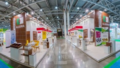 من المرتقب أن يشارك في هذا المعرض الممتد من 13 إلى 17 يونيو الجاري, ازيد من 700 مؤسسة من بينها 530 عارضا جزائريا (147 مؤسسة عمومية و383 مؤسسة خاصة), و187 عارض أجنبي.