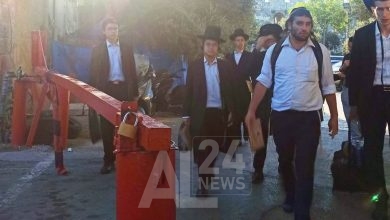 عصابات المستوطنين تقتحم الأقصى وتدنس ساحة الغزالي