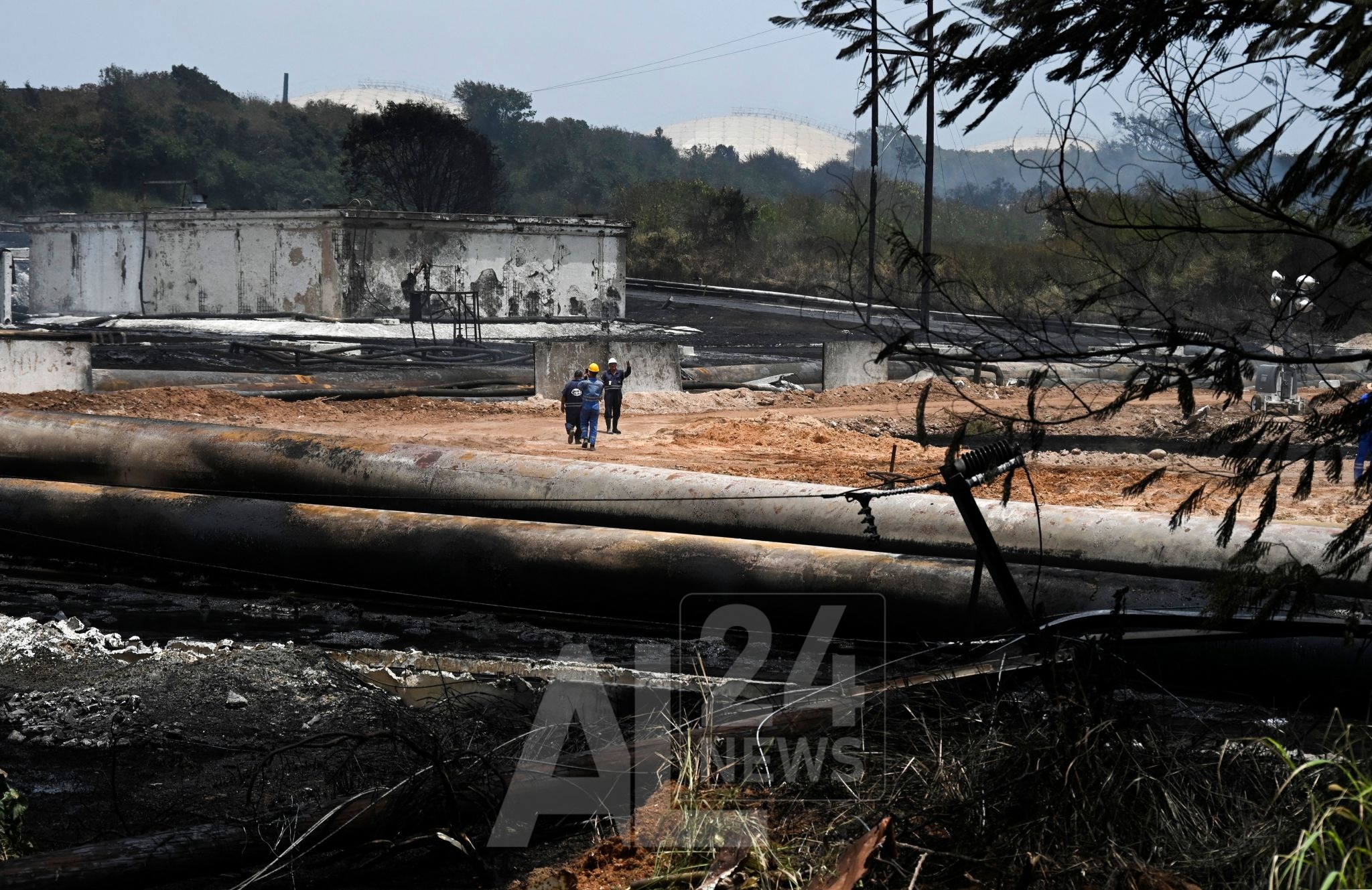 اندلع الحريق الناجم عن صاعقة في الخامس أوت في مستودع النفط في ماتانزاس،