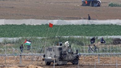 قوات الاحتلال تستهدف المزارعين الفلسطينيين جنوبي قطاع غزة