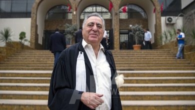 وزير حقوق الإنسان السابق ونقيب المحامين بالمغرب، محمد زيان