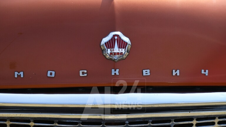 شعار شركة "موسكوفيتش"