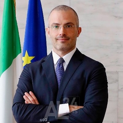 المبعوث الخاص بليبيا لوزارة الخارجية والتعاون الدولي الإيطالية نيكولا أورلاندو