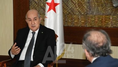 الرئيس الجزائري عبد المجيد تبون خلال حوار مع صحيفة لوفيغارو الفرنسية