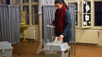 ويتنافس 8 مرشحون على المنصب الرئاسي خلفا للرئيس الحالي , ميلوش زيمان