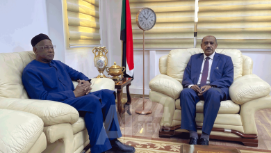 لقاء وزير الخارجية السوداني علي الصادق، بالممثل الخاص للأمين العام للأمم المتحدة في ليبيا، عبدالله باتيلي