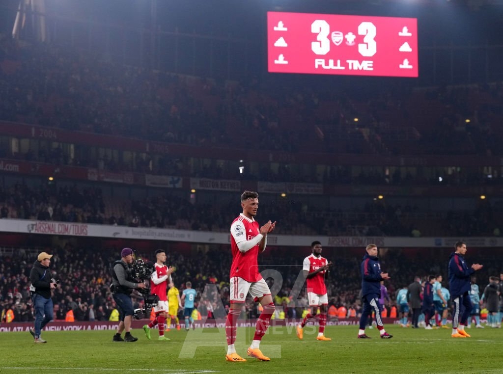 ساوثمبتون تقدم 3-1 حتى الدقيقة 88 قبل ان يرد ارسنال بهدفين منحاه نقطة واحدة