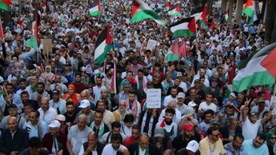 غضب عارم في المغرب رفضا للتطبيع