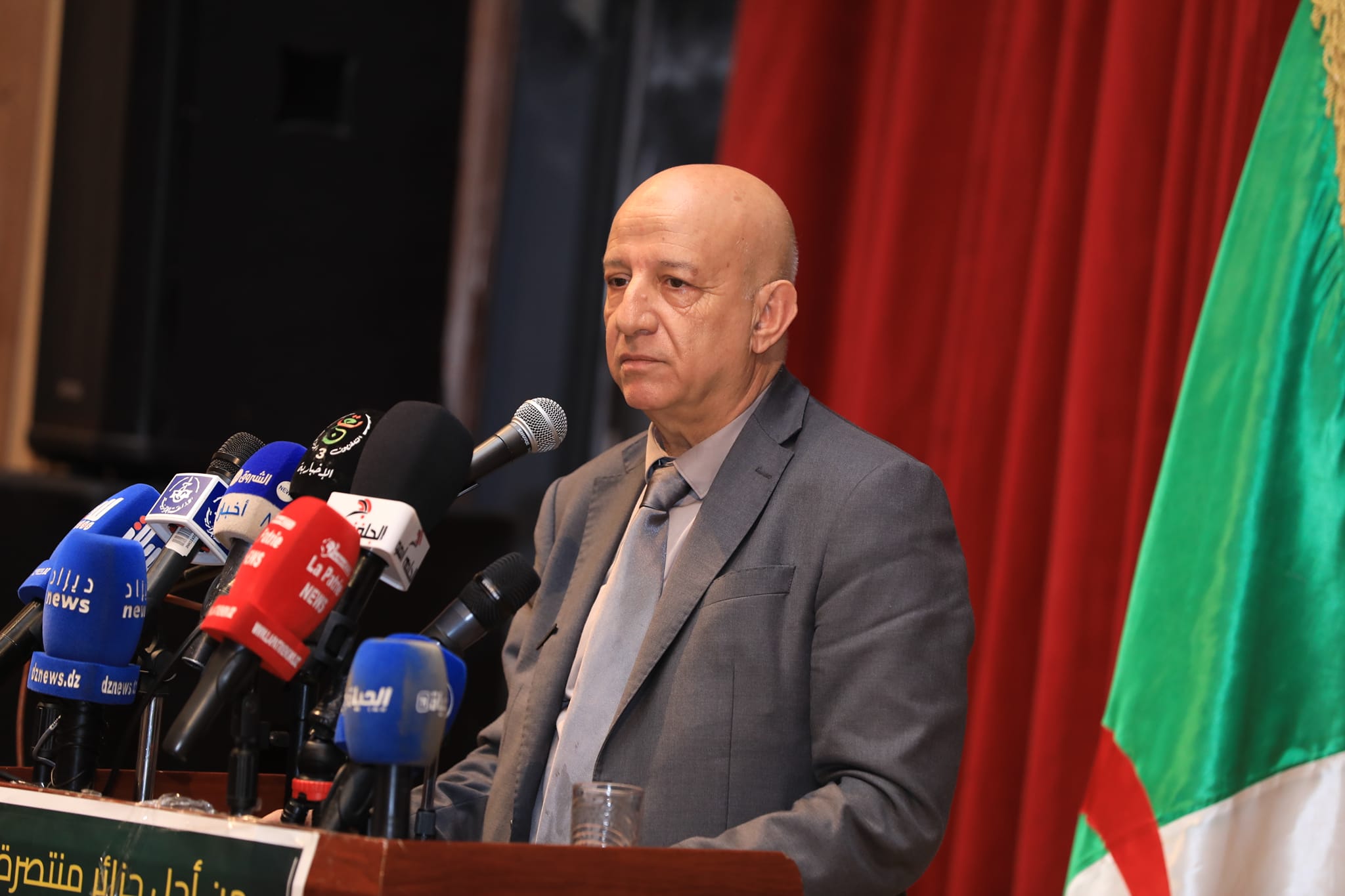 الأمين العام لحزب جبهة التحرير الوطني عبد الكريم بن مبارك