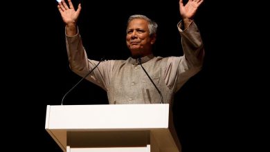 محمد يونس مؤسس "بنك الفقراء"