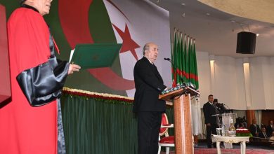 الرئيس الجزائري يؤدي اليمين الدستورية