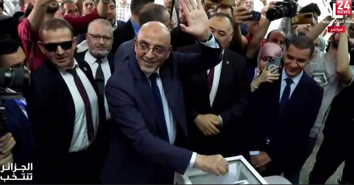 المرشح للرئاسيات الجزائرية عبد العالي حساني شريف