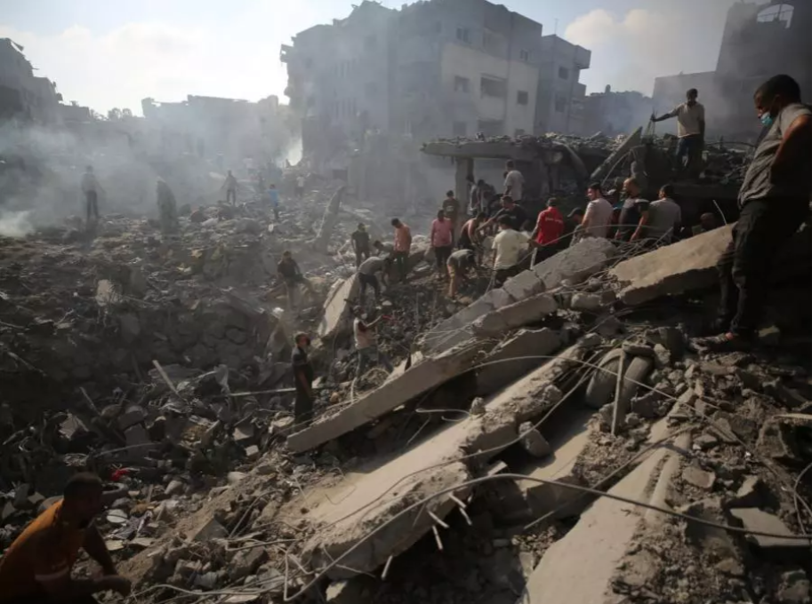 Ghaza 14 martyrs dans un bombardement sioniste sur une école 