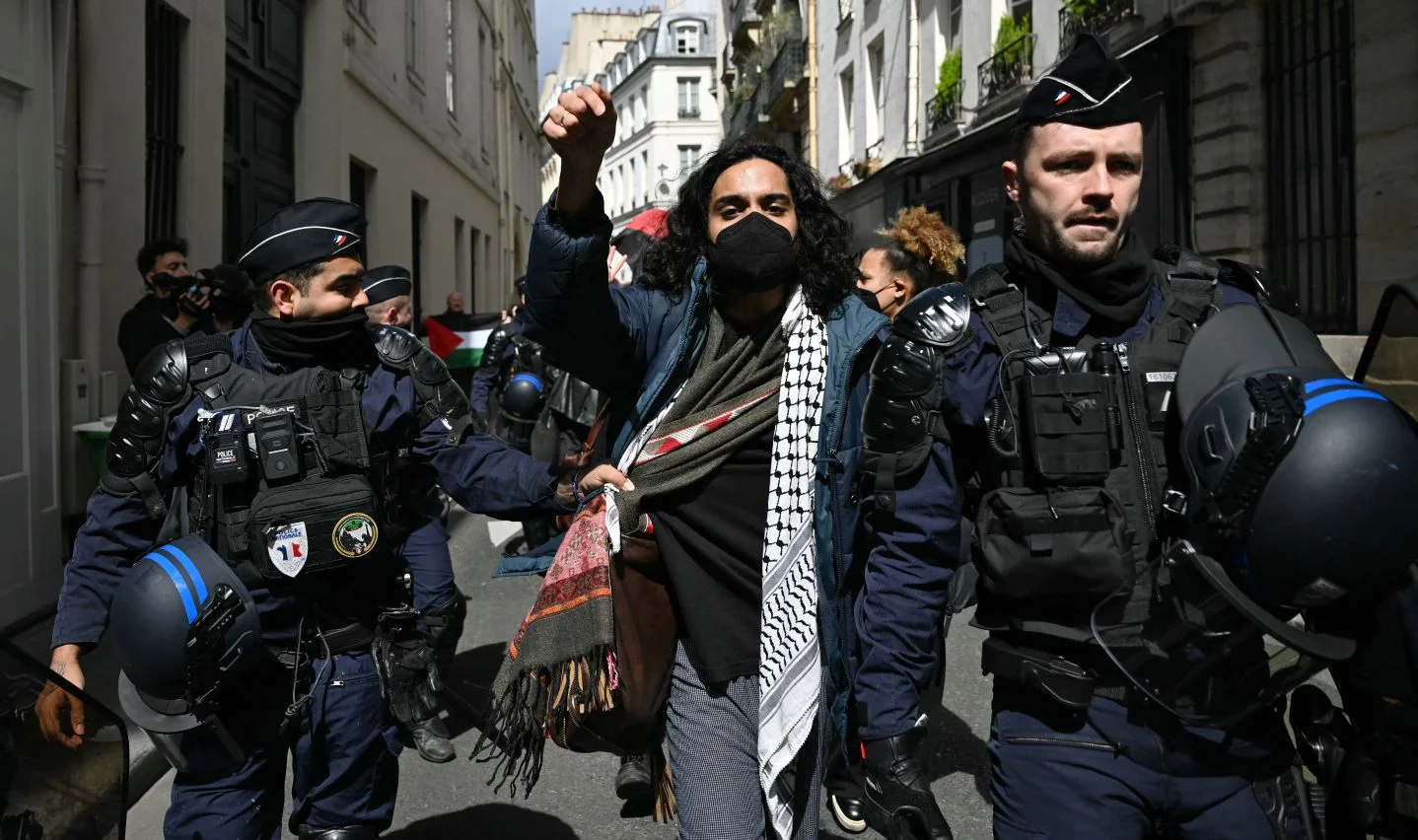 تعليمات من الحكومة الفرنسية لمنع مظاهرات داعمة لغزة