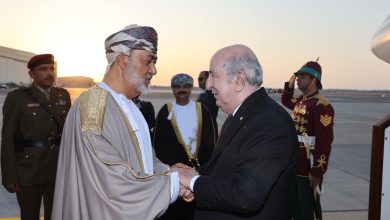 Le président algérien entame une visite d'Etat au Sultanat d'Oman