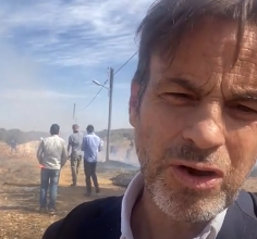 une délégation internationale attaquée par les forces sionistes à l'aide de gaz lacrymogènes