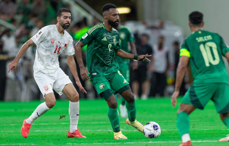 السعودية تتعادل مع البحرين بلا أهداف