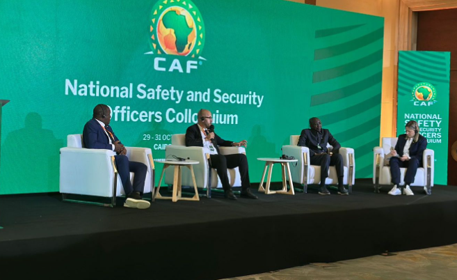 بالصور.. الجزائر تشارك في ندوة الاتحاد الإفريقي لكرة القدم بمصر