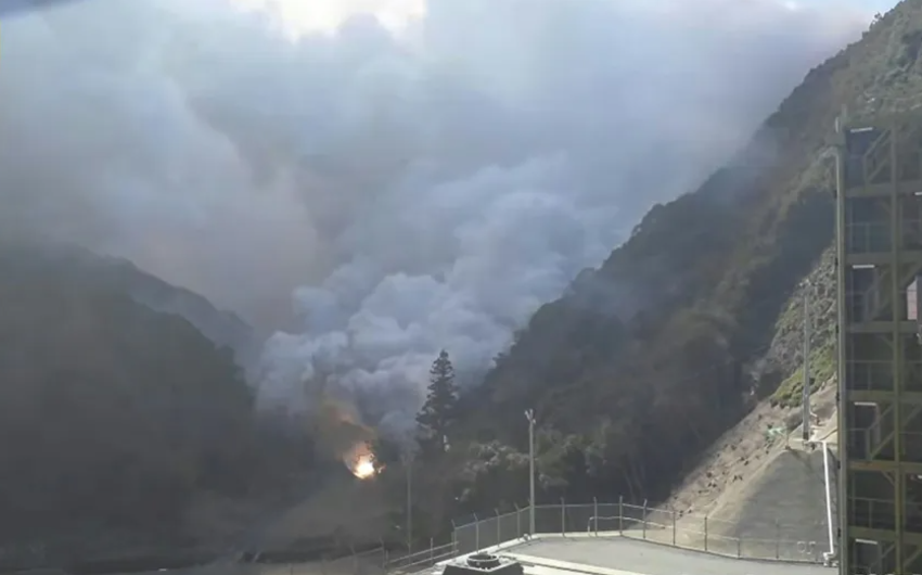 اندلاع حريق ضخم في مركز "تانيغاشيما" الفضائي باليابان