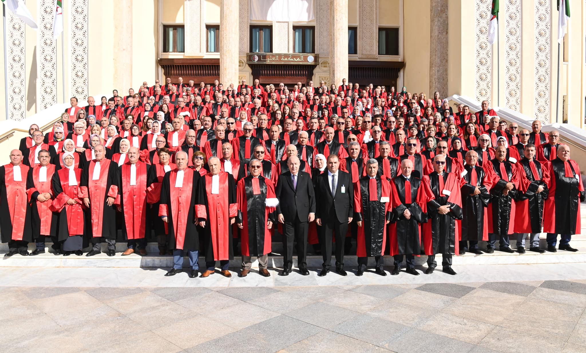 الرئيس الجزائري رئيس المجلس الأعلى للقضاء عبد المجيد تبون يفتتح السنة القضائية