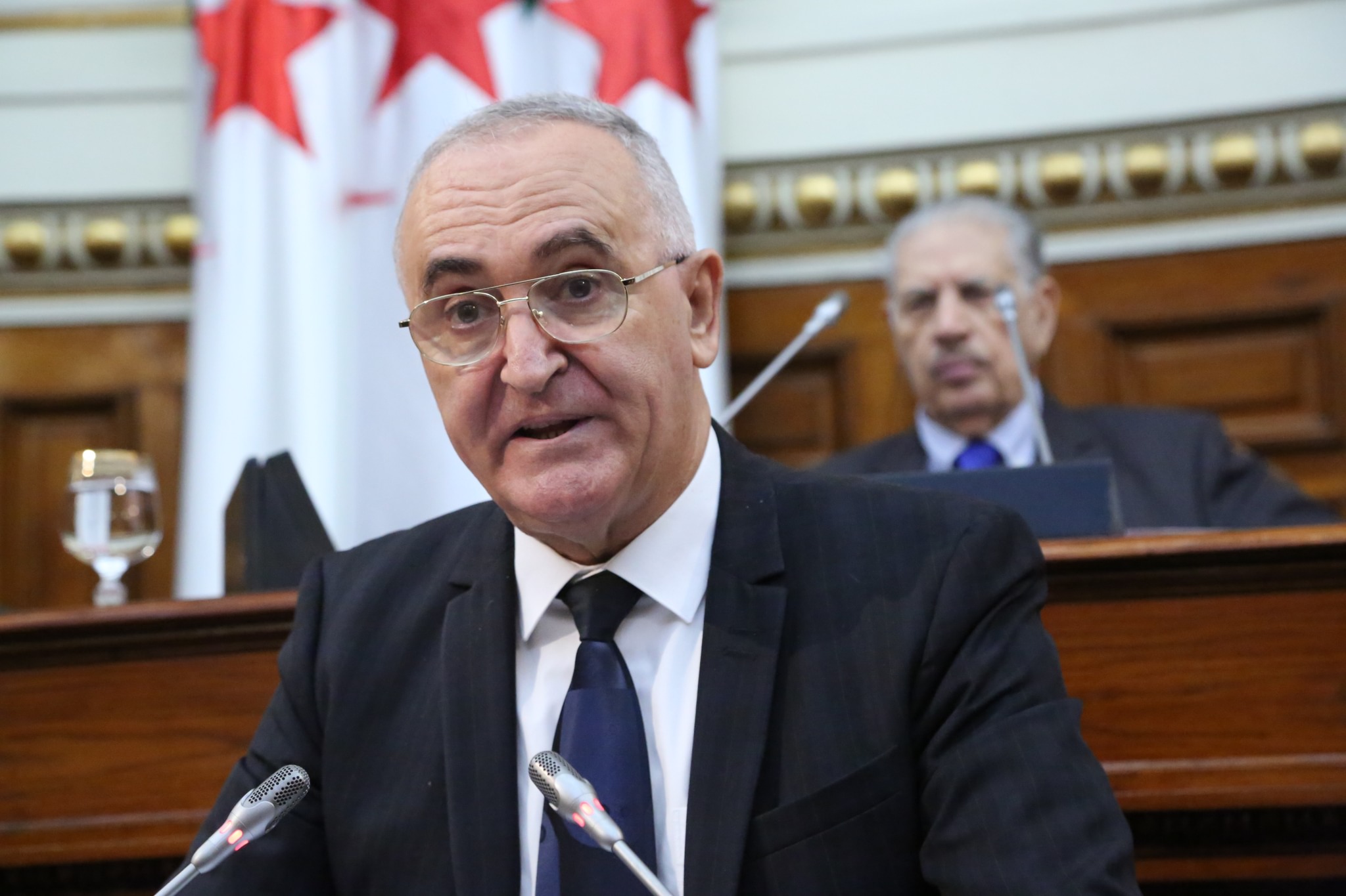  وزير المالية الجزائري لعزيز فايد