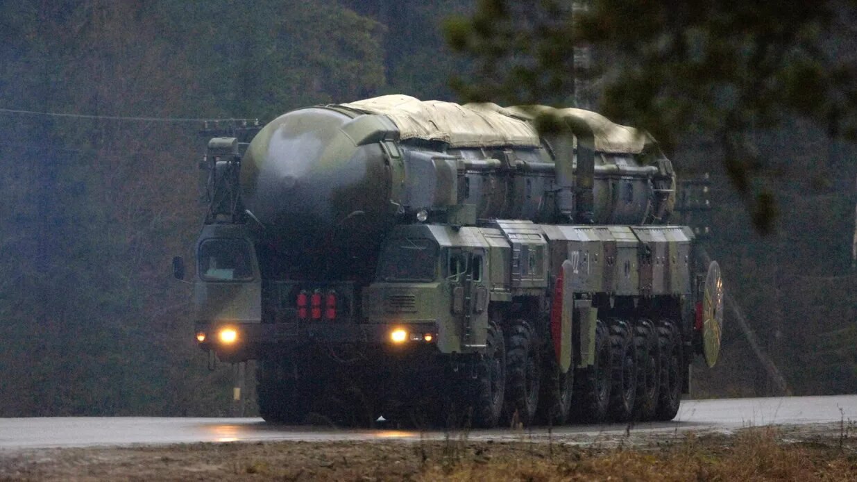 Ce que l'on sait du missile hypersonique russe Orechnik tiré contre l'Ukraine