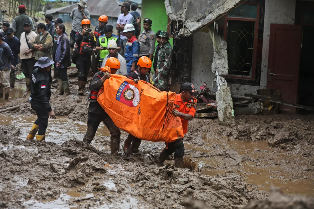 27 Dead as Landslides Hit North Sumatra, Indonesia