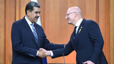 Venezuela and Russia Strengthen Ties with New Agreements on Defense and Energy