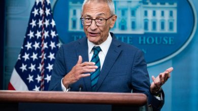 المبعوث الأمريكي للمناخ جون بوديستا