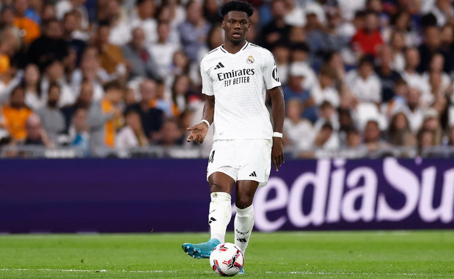 ريال مدريد يخسر خدمات لاعبه تشاوميني لمدة شهر بسبب الإصابة