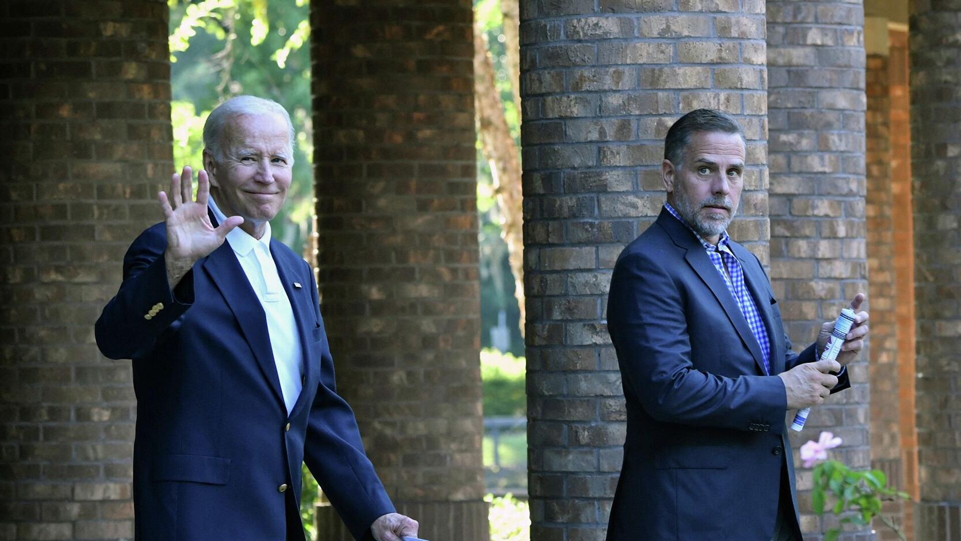 جو بايدن ونجله هنتر