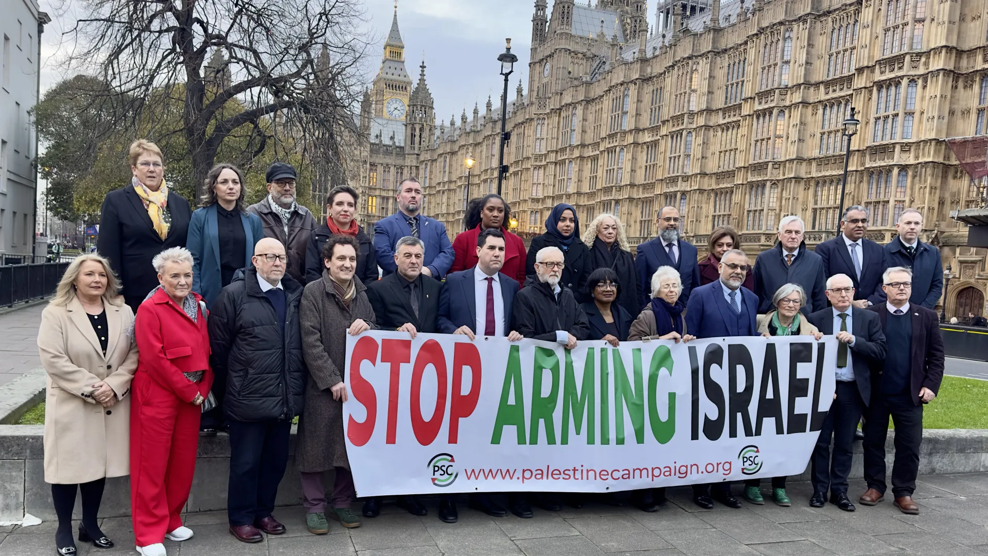 25 UK MPs Call for Halt on Arms Supply to the Zionist Entity Amid Growing Protests