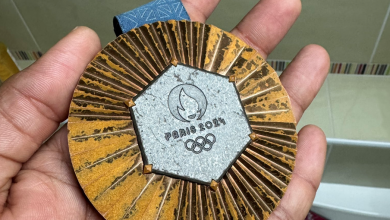 ميدالية برونزية خاصة بالألعاب الأولمبية بباريس