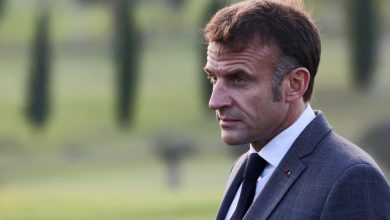 فرنسا على حافة الانهيار السياسي: تصويت حجب الثقة يهدد بإسقاط الحكومة