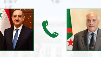 الوزير عطاف يتباحث مع وزير الخارجية السوري بشأن تطورات الأوضاع في شمال سوريا