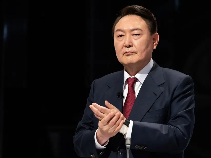 رفض الرئيس الكوري الجنوبي المعزول الامتثال لاستدعاء التحقيق في قضية الأحكام العرفية