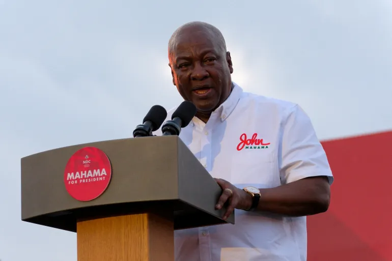 جون ماهاما يفوز برئاسة غانا