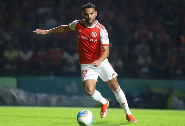 جوائز ذا بيست 2024.. البرازيلي مايا يفوز بجائزة اللعب النظيف