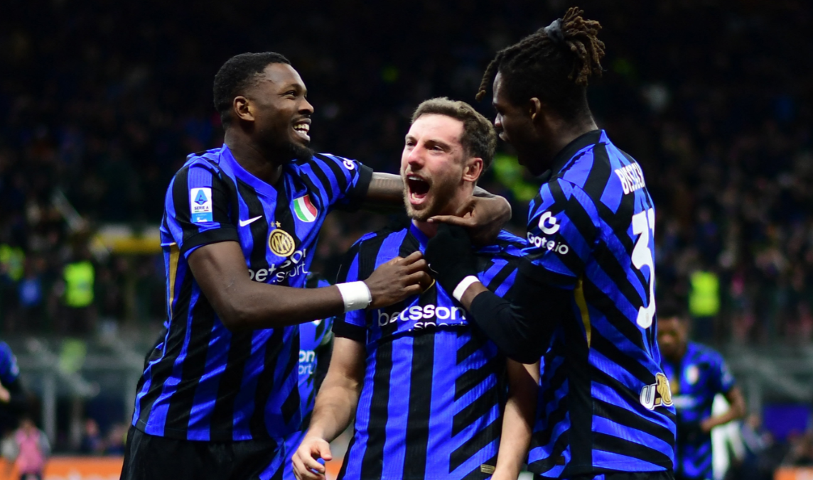 إنتر ميلان يتجاوز كومو بثنائية نظيفة