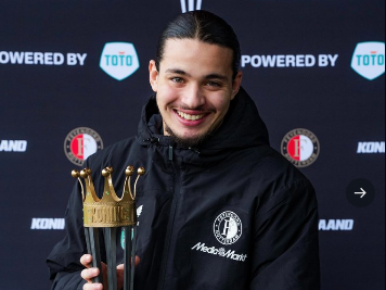 حاج موسى يتوج بجائزة أفضل لاعب في فينورد